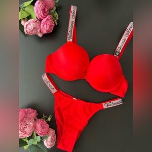 Victoria’s Secret set rhinestones